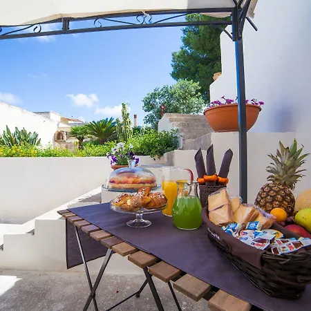 Bianco Sale Trapani ベッド・アンド・ブレックファスト 3*