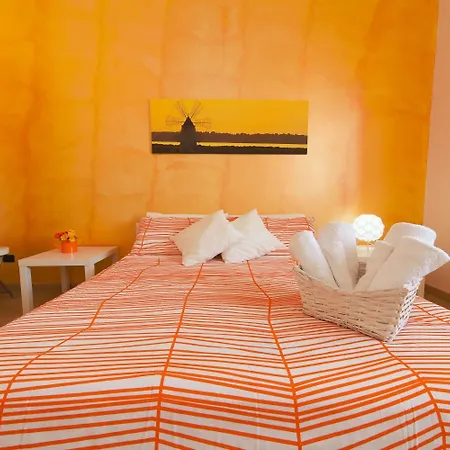 Bianco Sale Trapani ベッド・アンド・ブレックファスト 3*